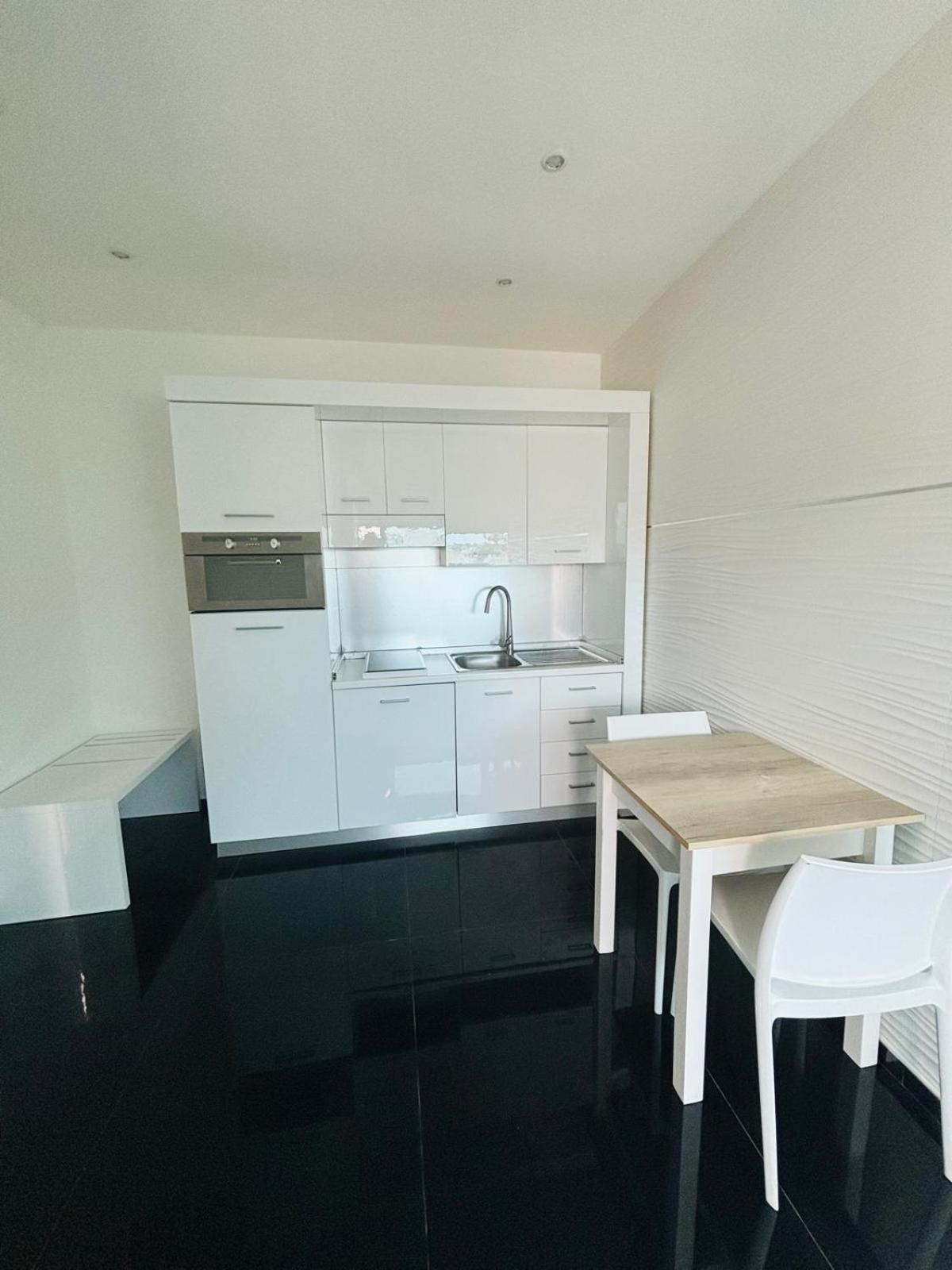 Affittacamere Monti Porto Cesareo Exteriör bild