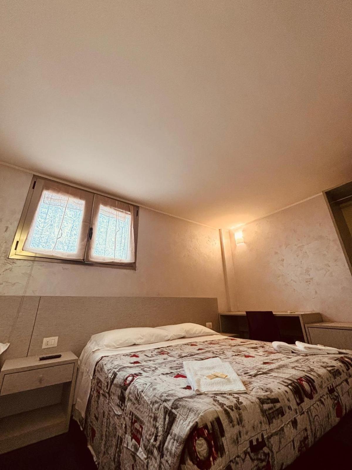 Affittacamere Monti Porto Cesareo Exteriör bild
