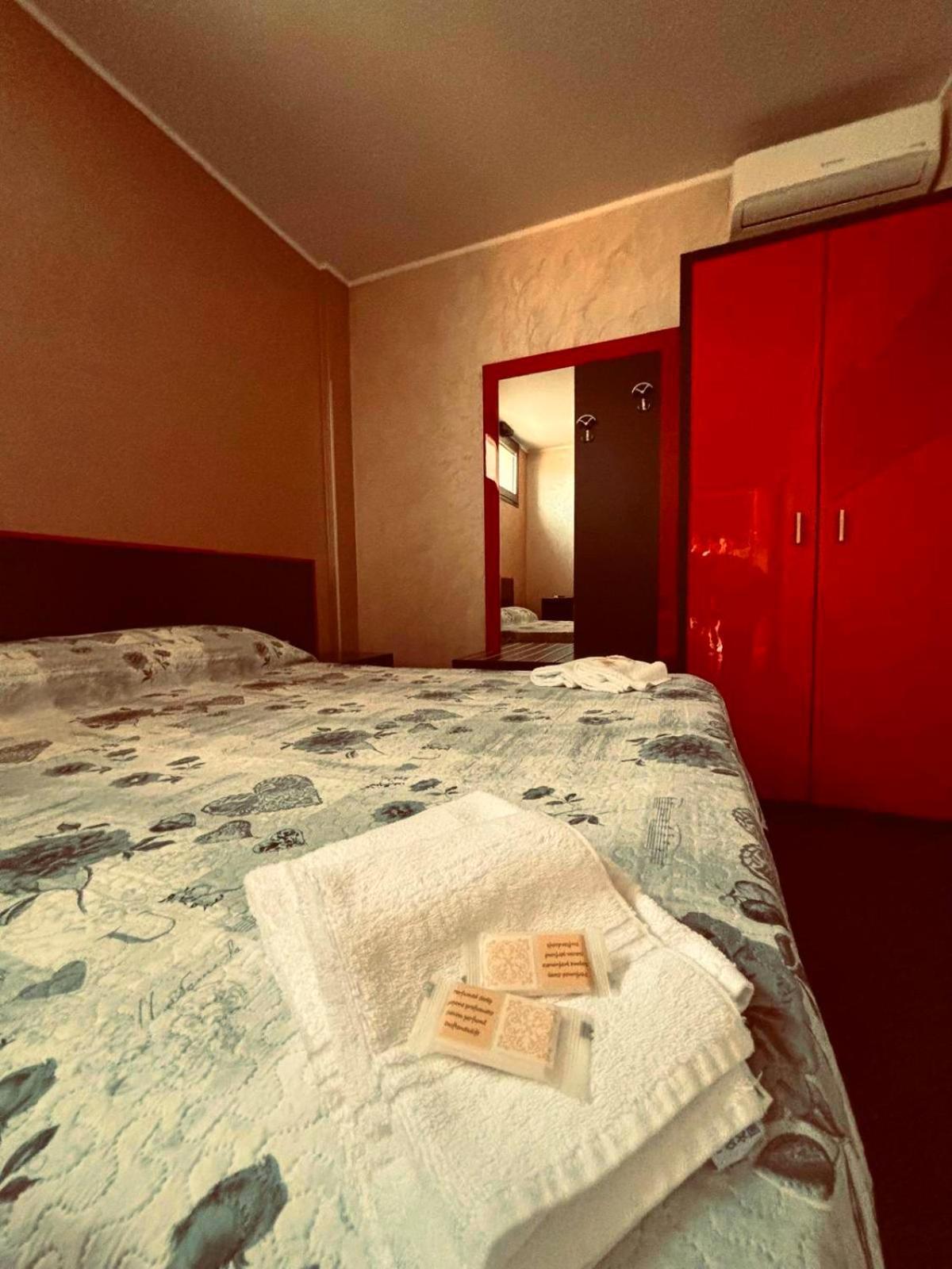 Affittacamere Monti Porto Cesareo Exteriör bild