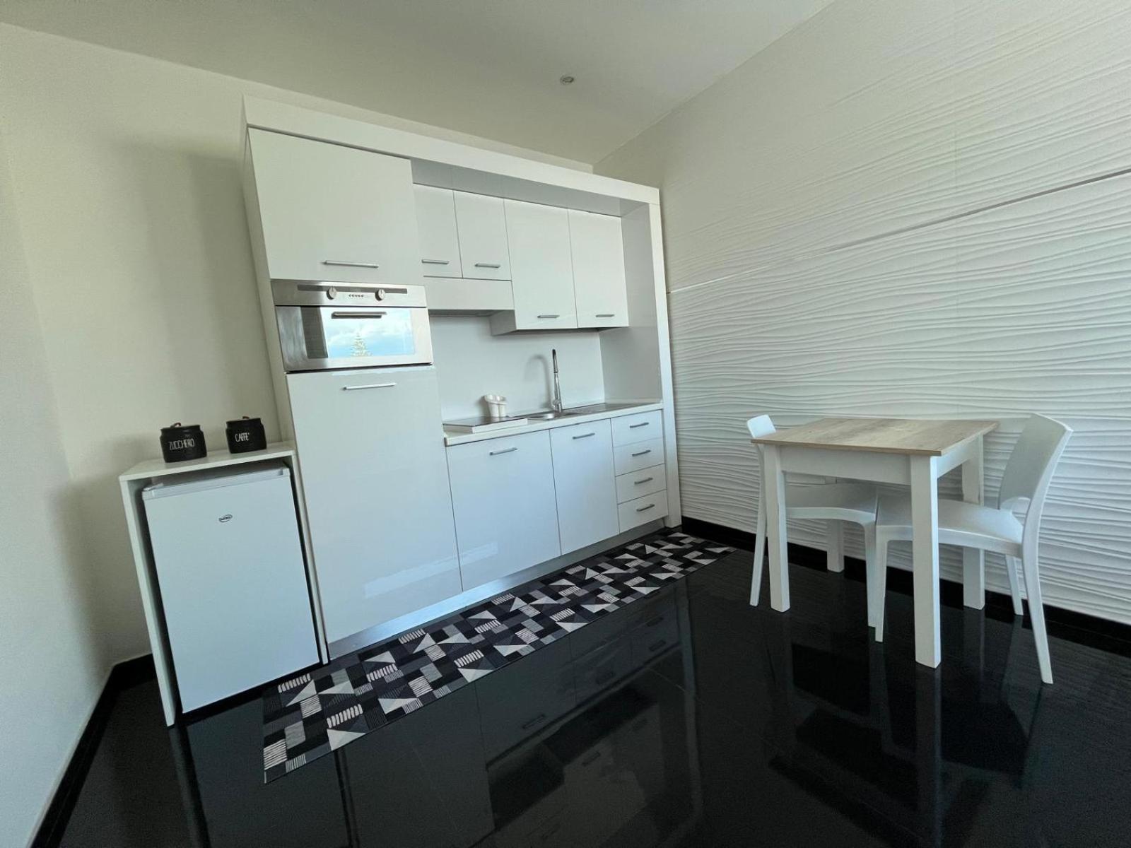 Affittacamere Monti Porto Cesareo Exteriör bild