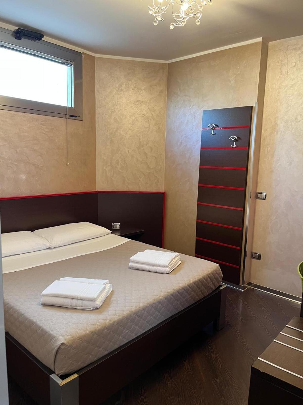 Affittacamere Monti Porto Cesareo Exteriör bild